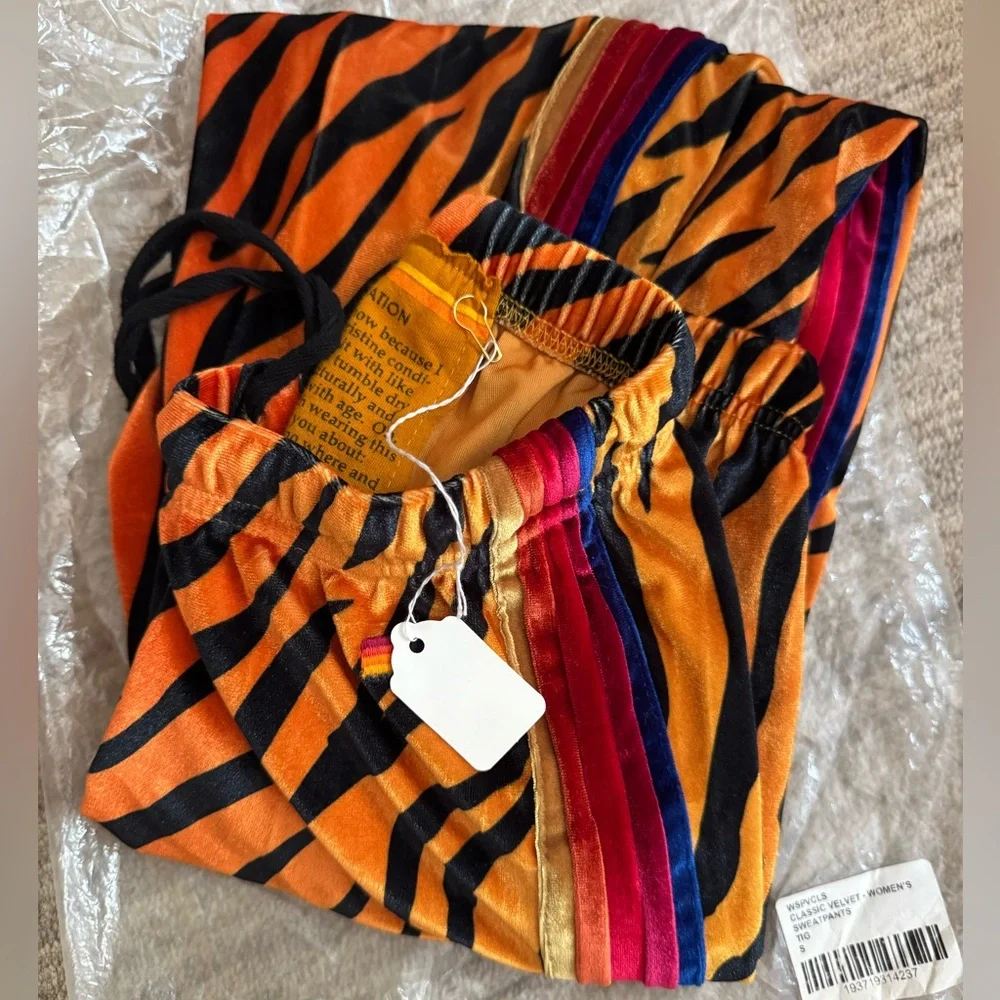 Aviator Nation Tiger Velvet Pants Size S (New Never Worn) - Picture 5 of 6